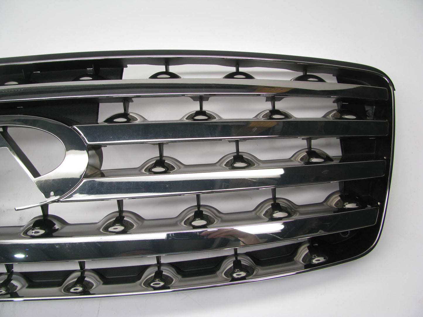 NEW AFTERMARKET - IN1200108 Grille CHROME For 2005 Infinity FX35, FX45