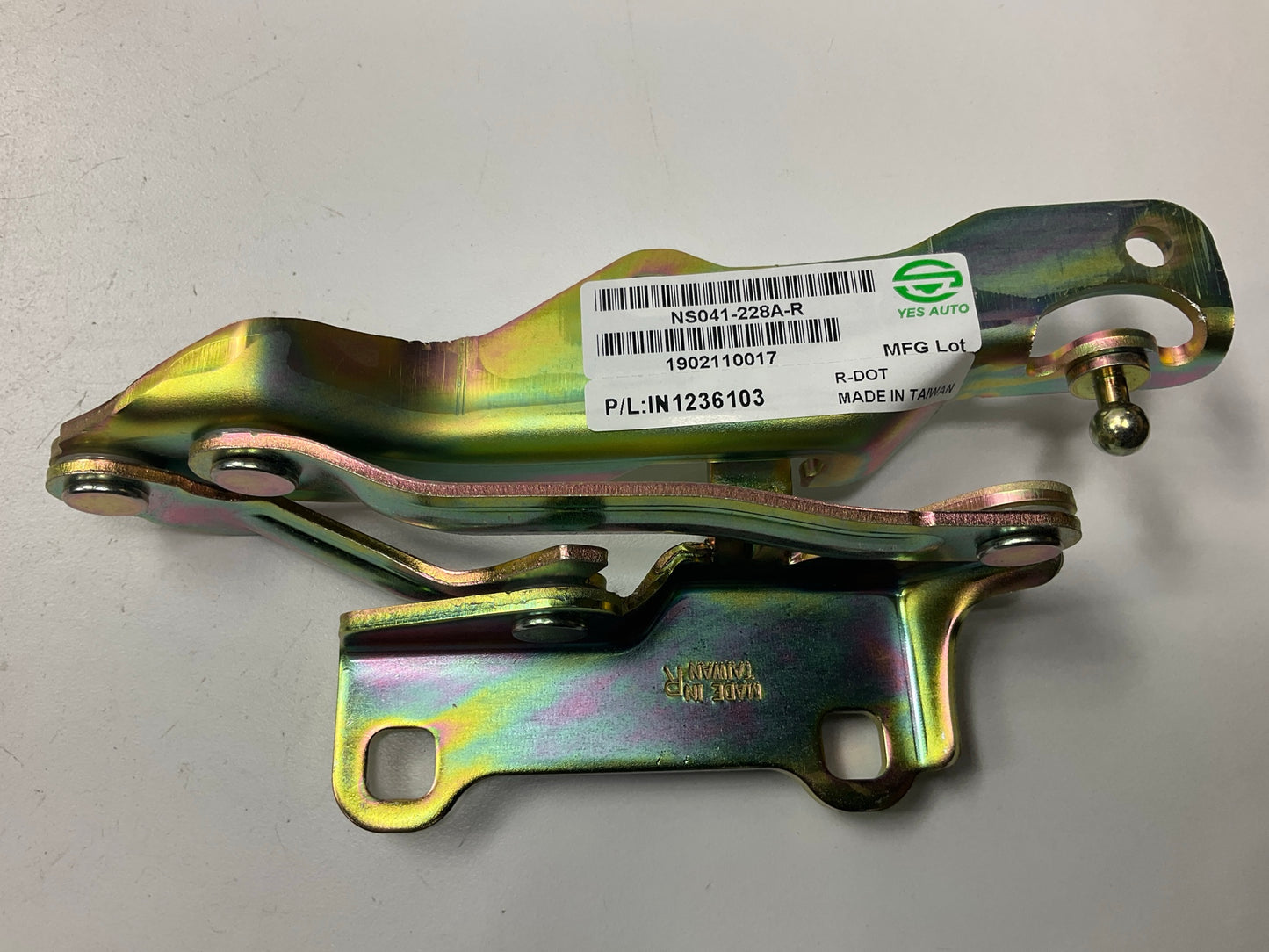 NEW AFTERMARKET Right Passengers Side Hood Hinge For 04-15 Titan, 05-15 Armada