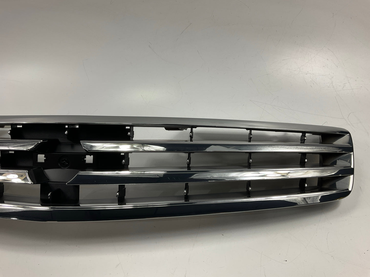 NEW AFTERMARKET Chrome Grille For 2005-2006 Infiniti G35 Sedan, IN1200115