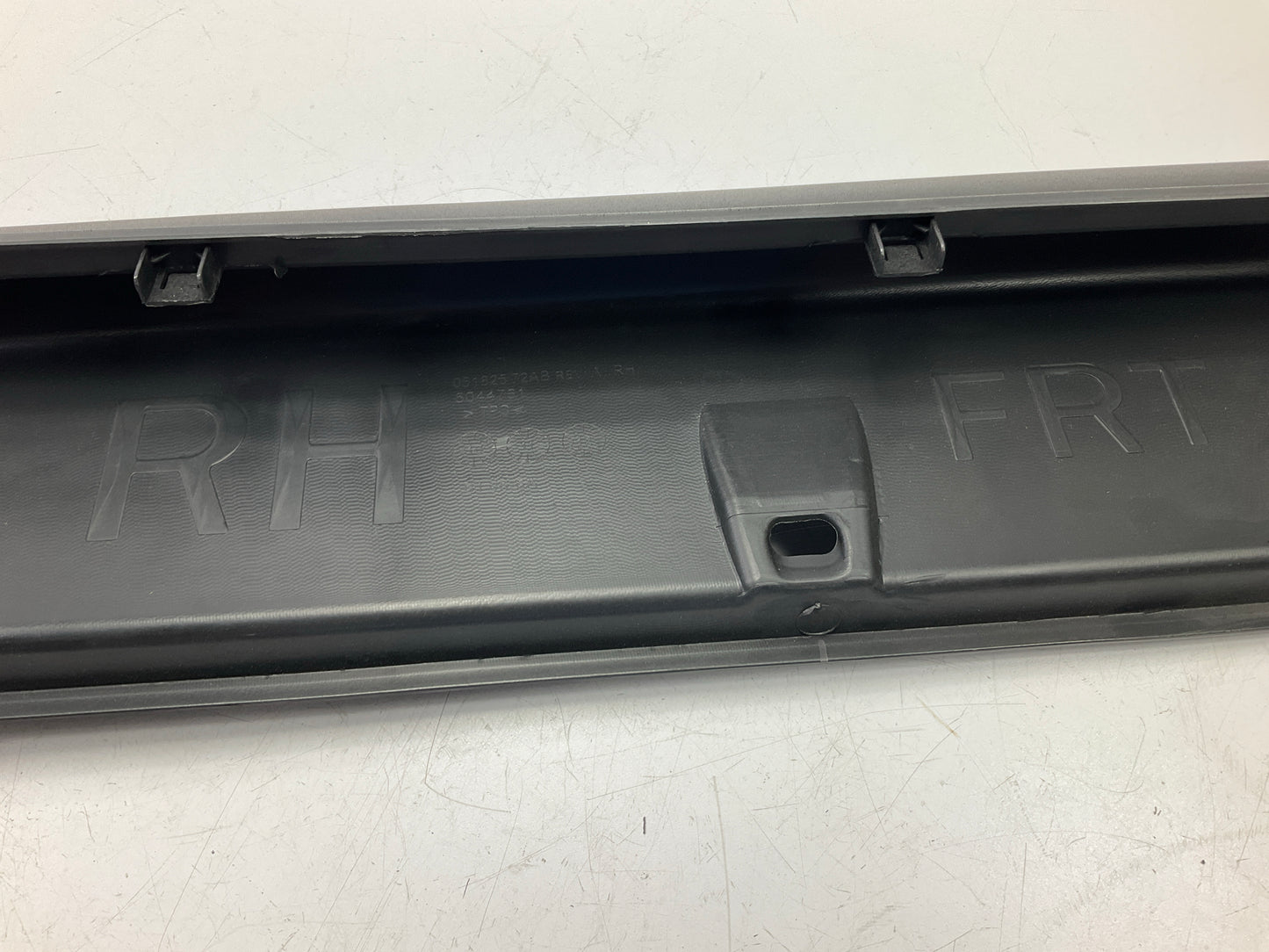 NEW JPCP030AR Right Rocker Panel Molding Moulding For 2012-2017 Jeep Compass