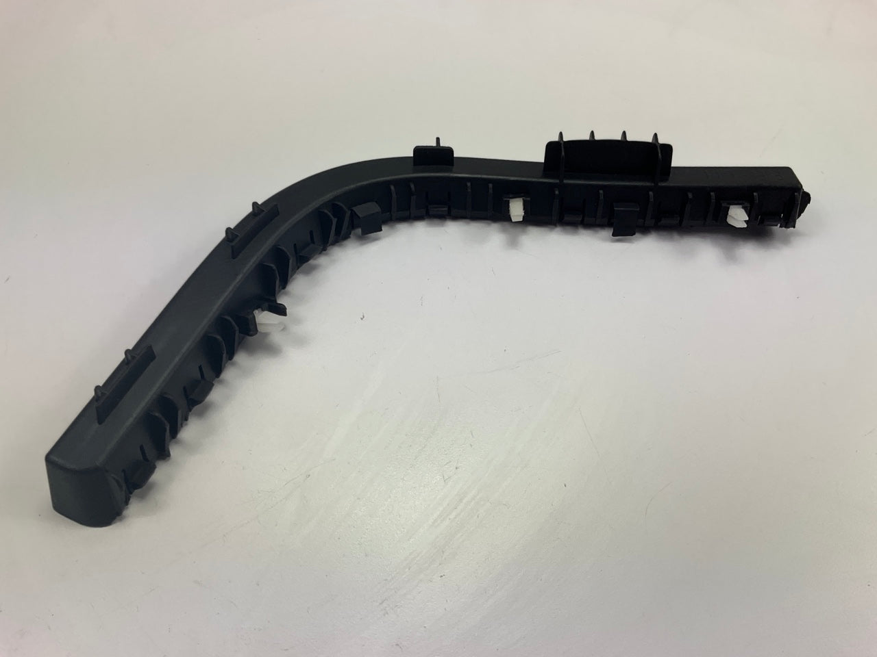 AFTERMARKET - REAR LEFT Bumper Cover Retainer Bracket For 2011-2013 Kia Forte