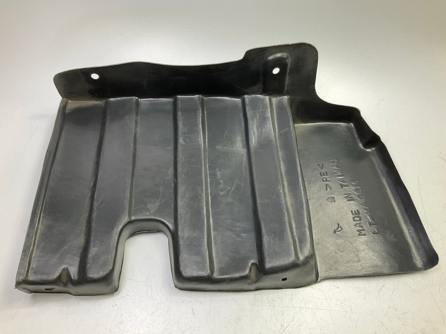 AFTERMARKET - KI1228165 Right Passenger Lower Engine Splash Shield, 29120A7300