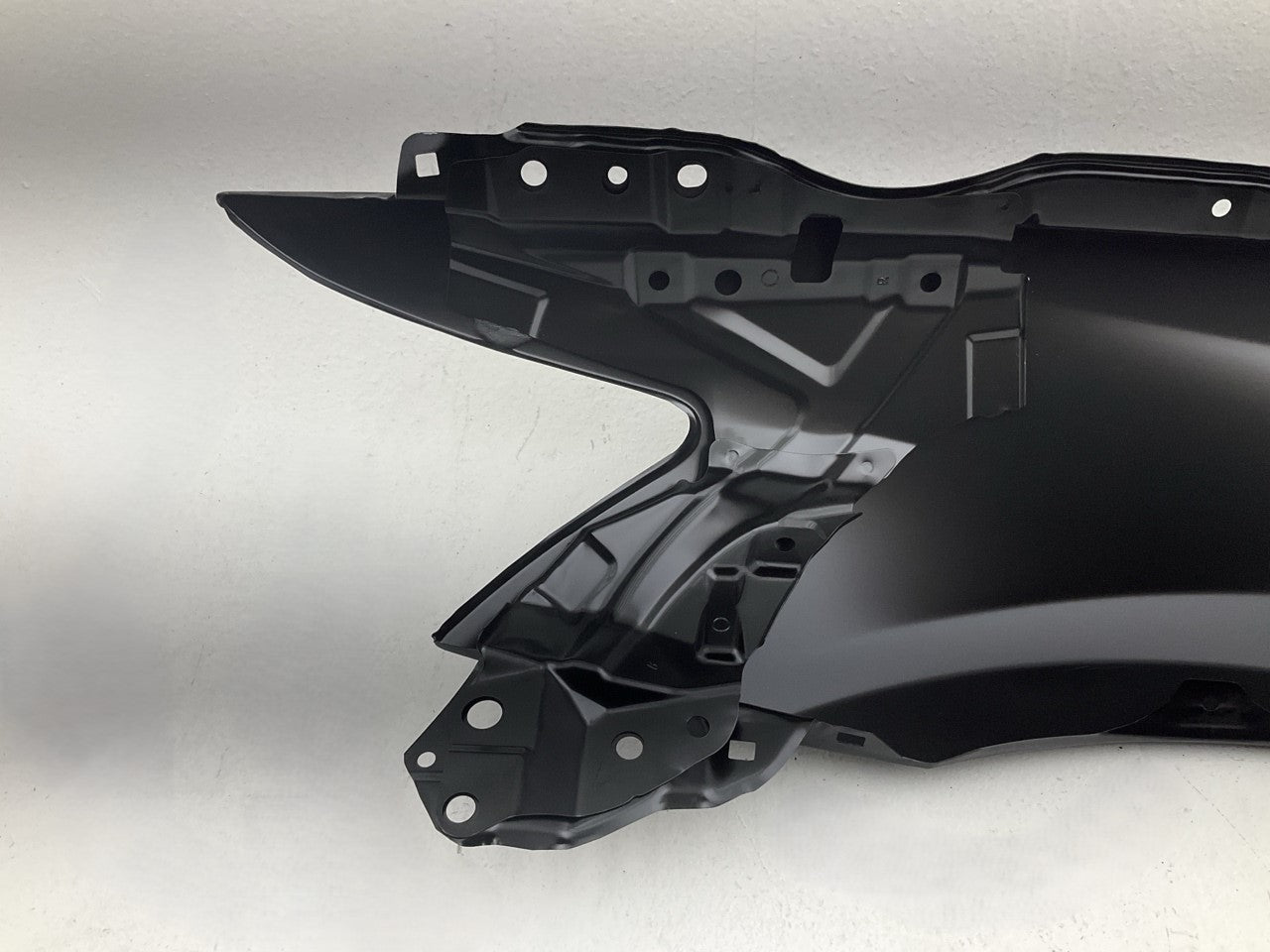 NEW - AFTERMARKET LS25001CR Front Right Passenger Fender Replaces 5380153150