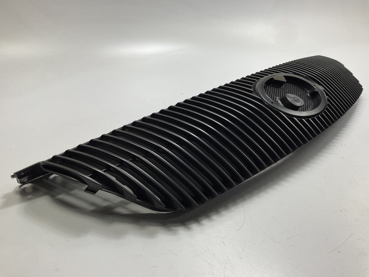 NEW - AFTERMARKET LX1200127 Grille For 2008-2011 Lexus GS350, GS460 08-09 GS450h