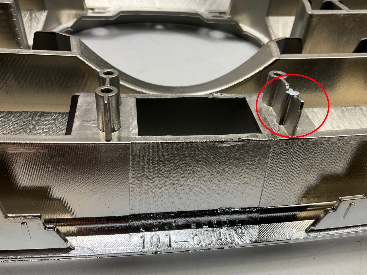 AFTERMARKET - Damaged Broken Clips - Front Chrome Grille For 2008-11 Lexus LX570