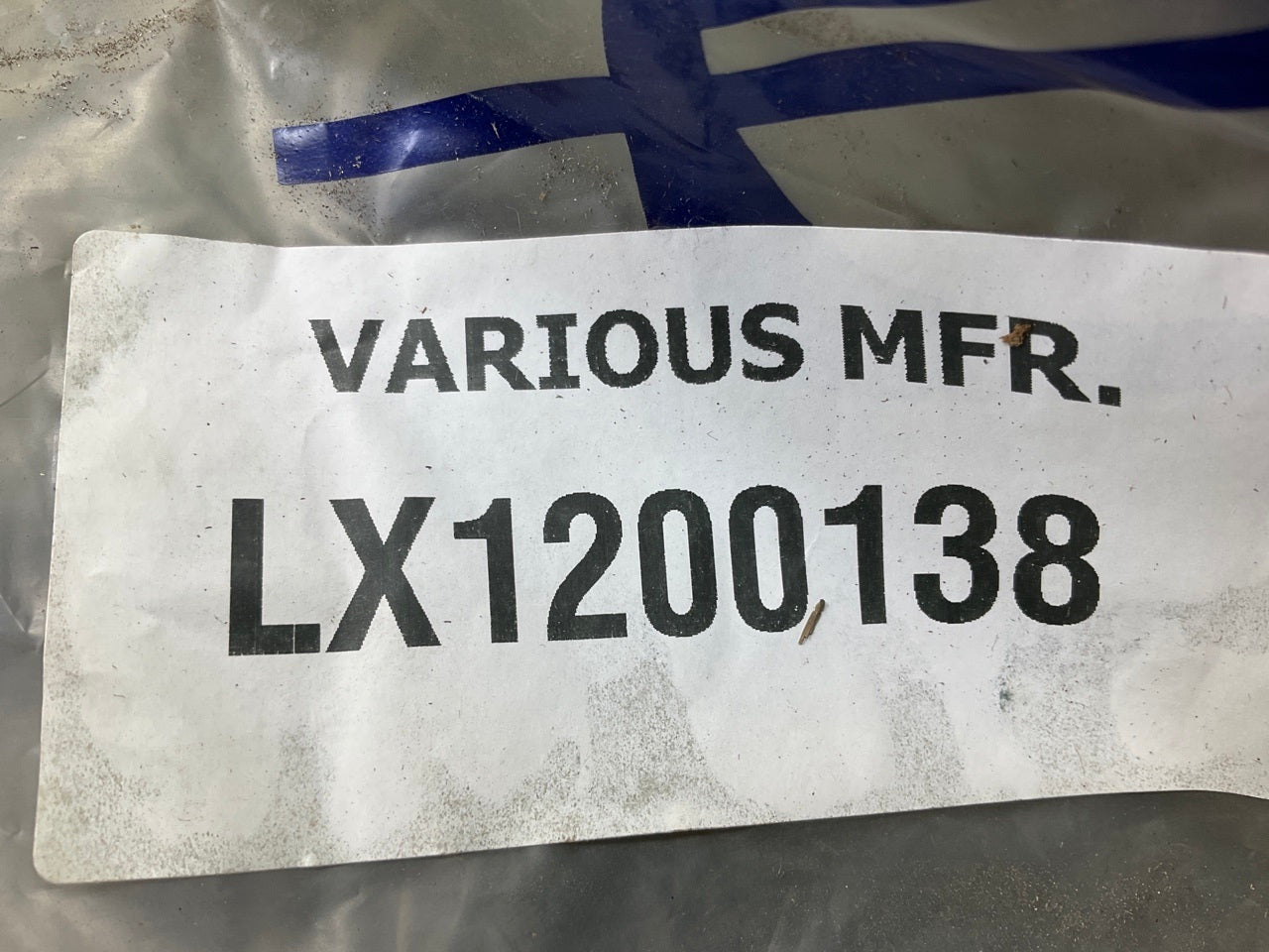 AFTERMARKET - Damaged Broken Clip - Front Chrome Grille For 2008-11 Lexus LX570