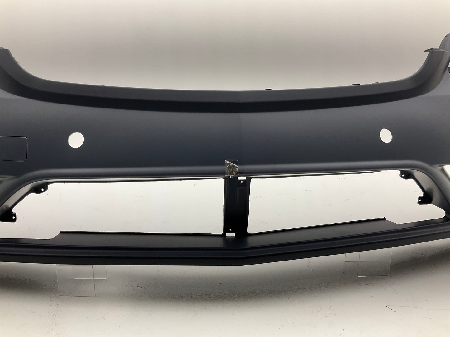 Scratches & Scuffs - AFTERMARKET Front Bumper Cover Mercedes W251 R320 R350 R500