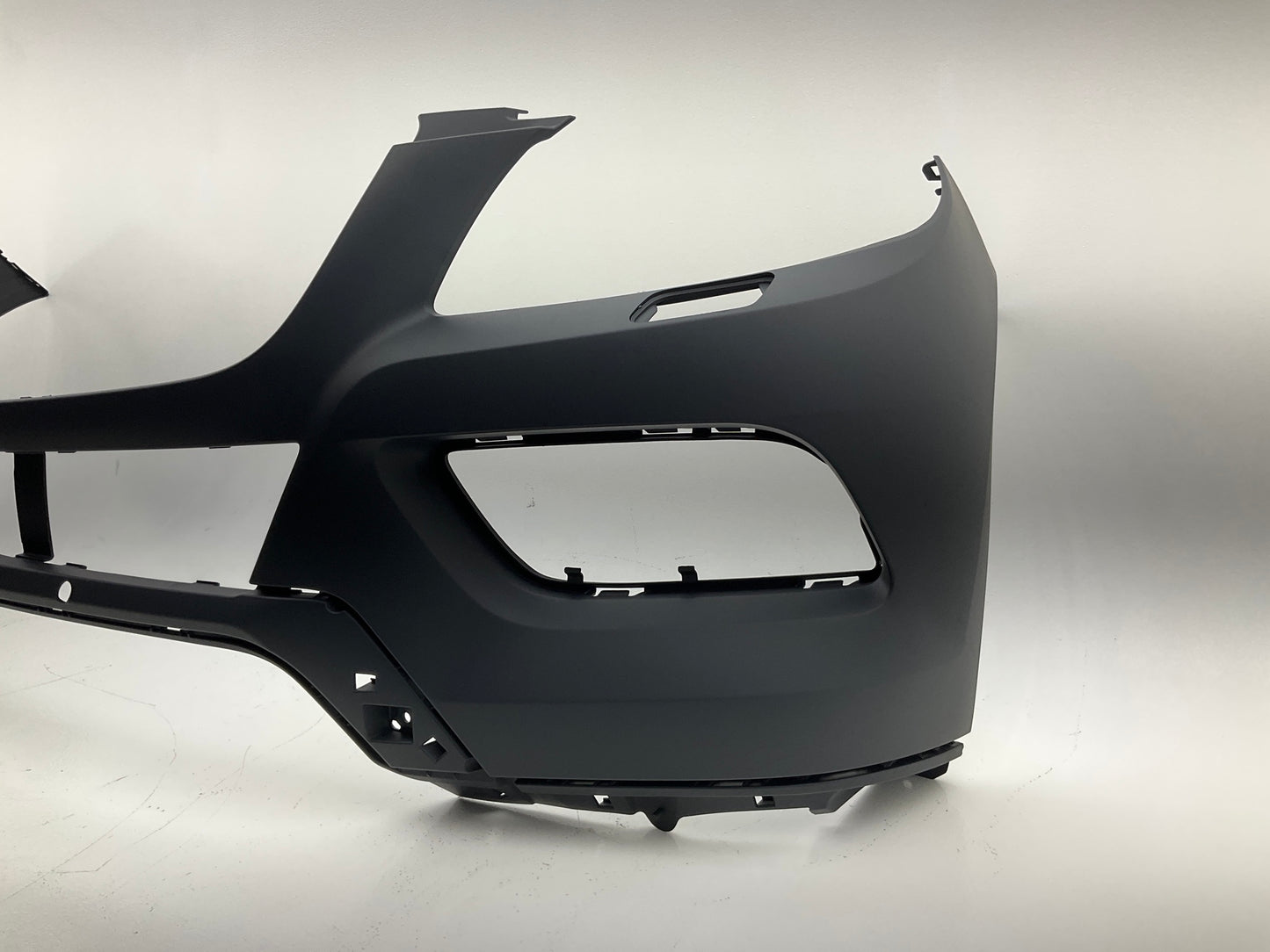 NEW AFTERMARKET Front Bumper Cover W/O Sensor Holes 2012-2015 Mercedes ML350