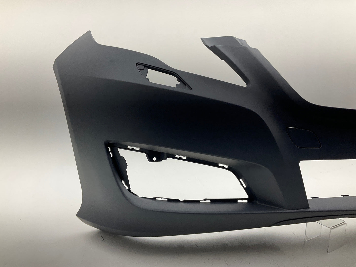 NEW AFTERMARKET - Front Bumper Cover For 2011-2013 Mercedes R350 W251