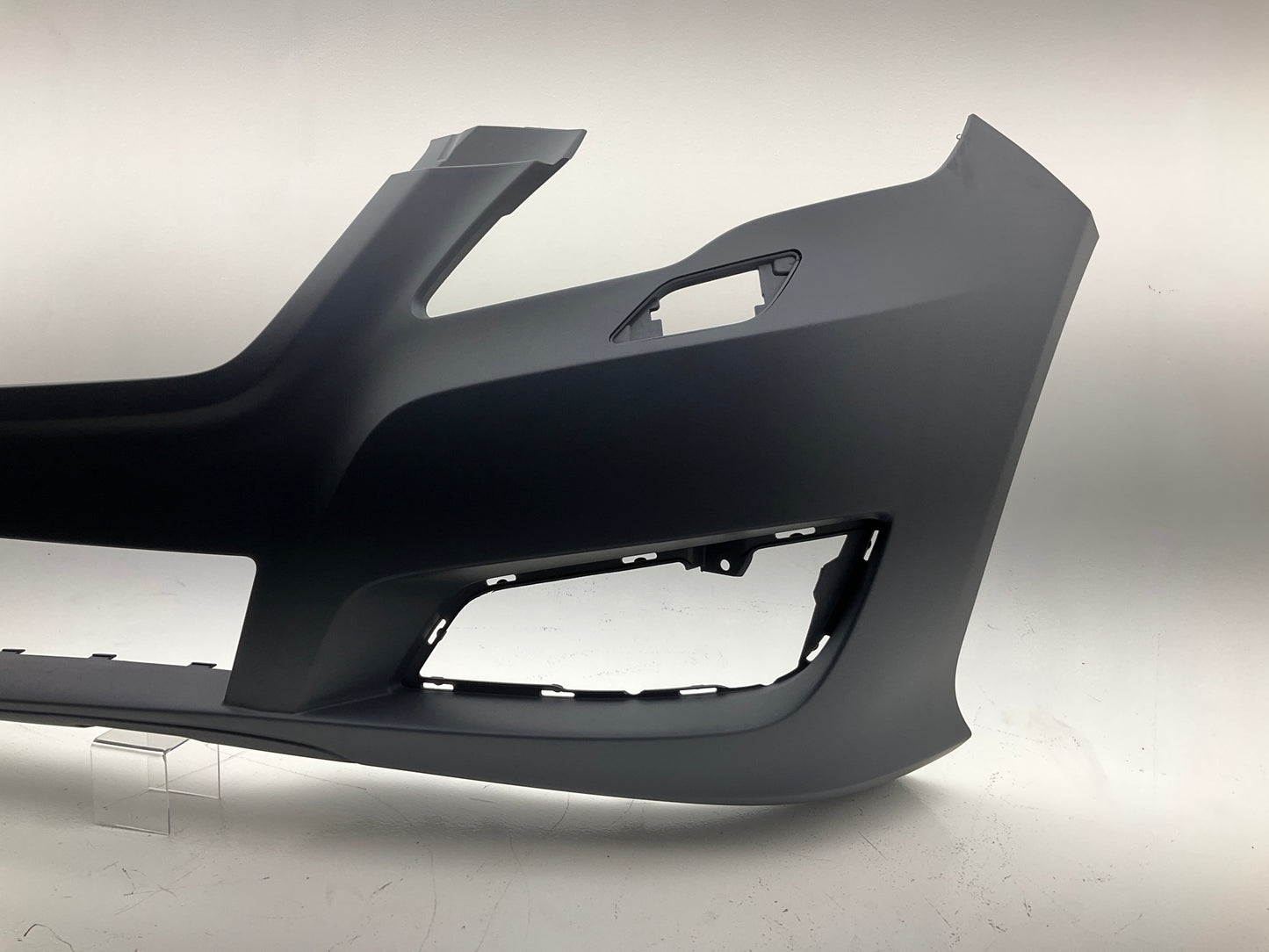 NEW AFTERMARKET - Front Bumper Cover For 2011-2013 Mercedes R350 W251