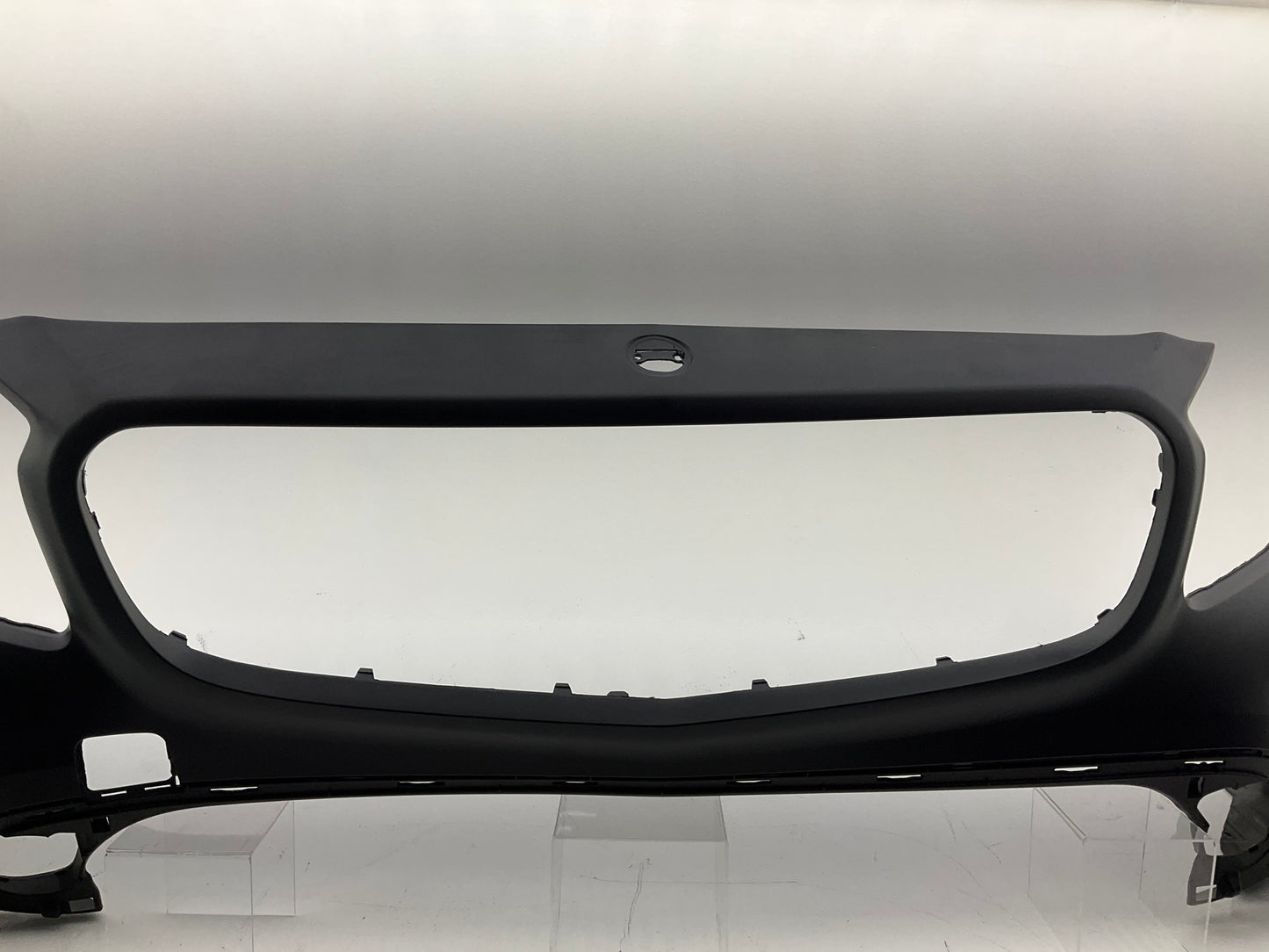 NEW AFTERMARKET Front Bumper Cover, Minor Scratches For 2015-17 Mercedes GLA250