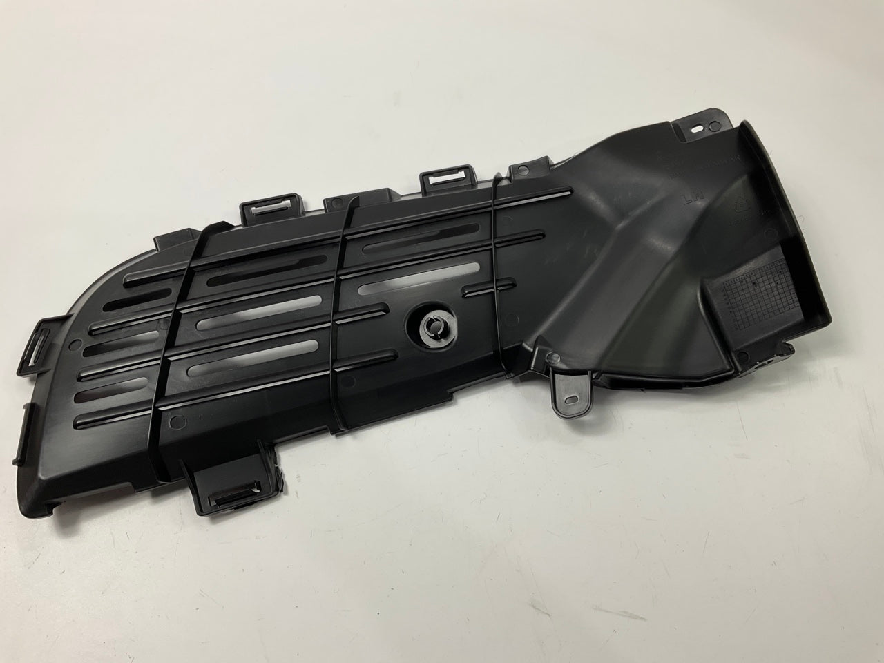 NEW - AFTERMARKET MB1038146 Bumper Grille Insert Front Left Drivers Side