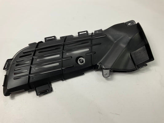NEW - AFTERMARKET MB1038146 Bumper Grille Insert Front Left Drivers Side