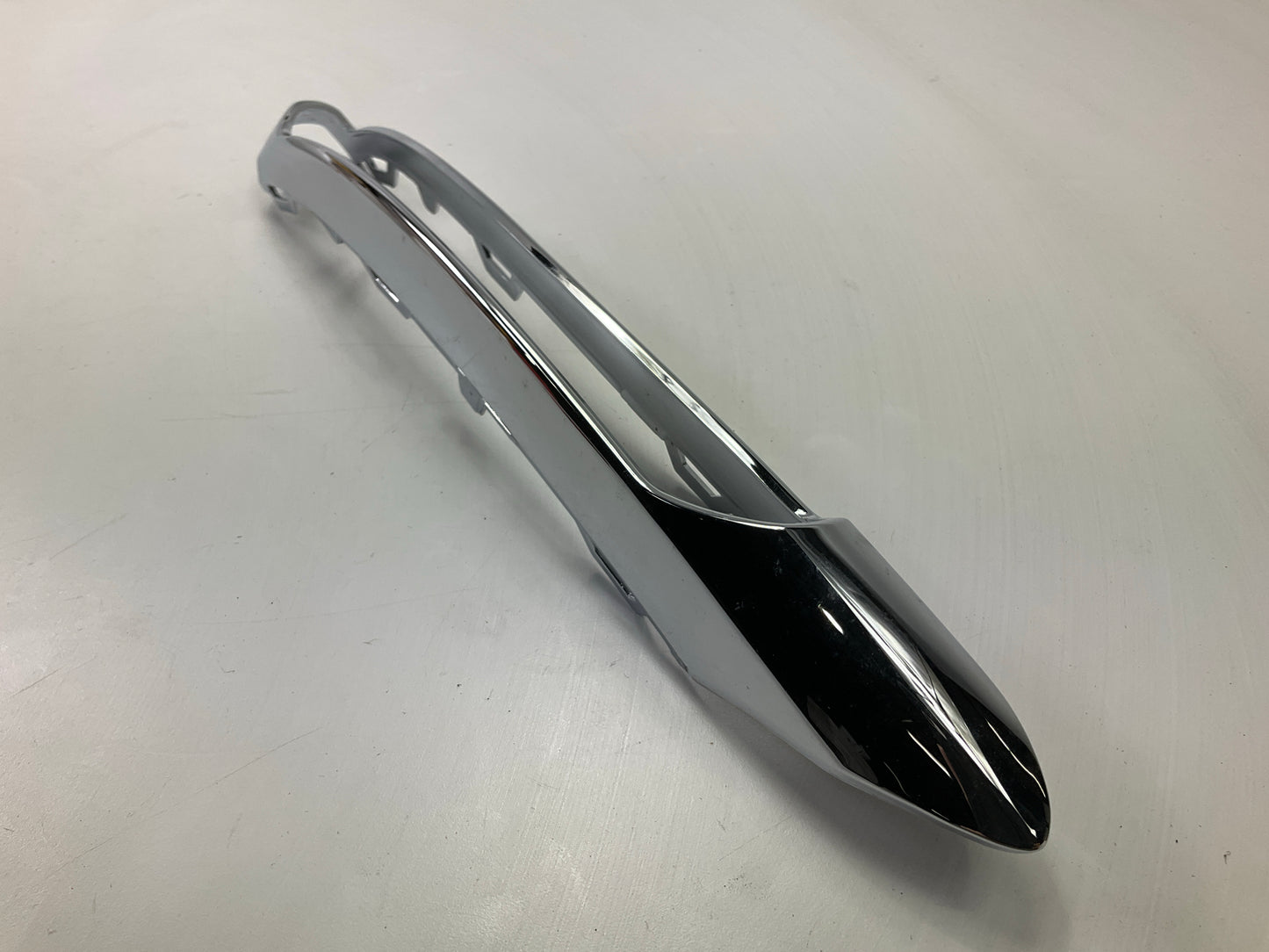 AFTERMARKET - Front Left Bumper Moulding Chrome Trim 2013 Mercedes GLK250 GLK350