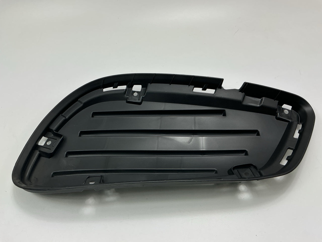 Front Right Side Fog Light Cover For Mercedes-Benz E250 E350 E400 E550 E63 AMG