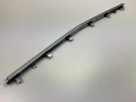 NEW - AFTERMARKET - Front Center Bumper Cover Molding 15-18 Mercedes-Benz C300