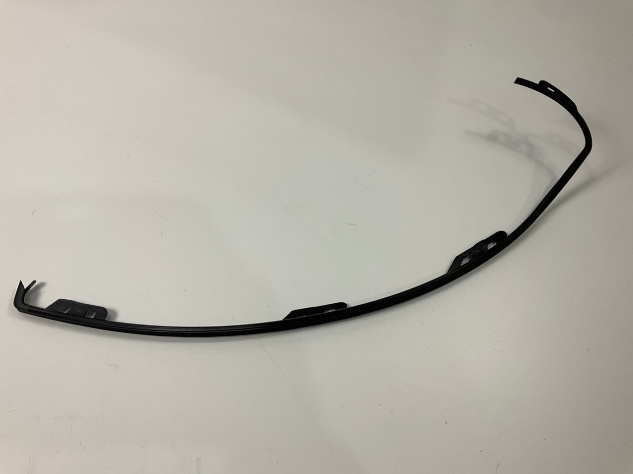 NEW AFTERMARKET Front Right Bumper Trim 2014-2016 Mercedes-benz CLA250 CL45 AMG