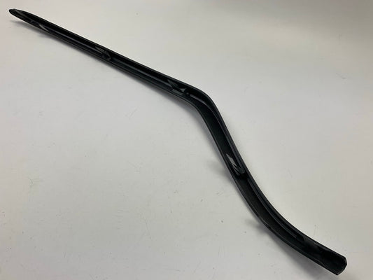 NEW AFTERMARKET Front Right Bumper Moulding For 15-17 Mercedes Benz C63 Amg