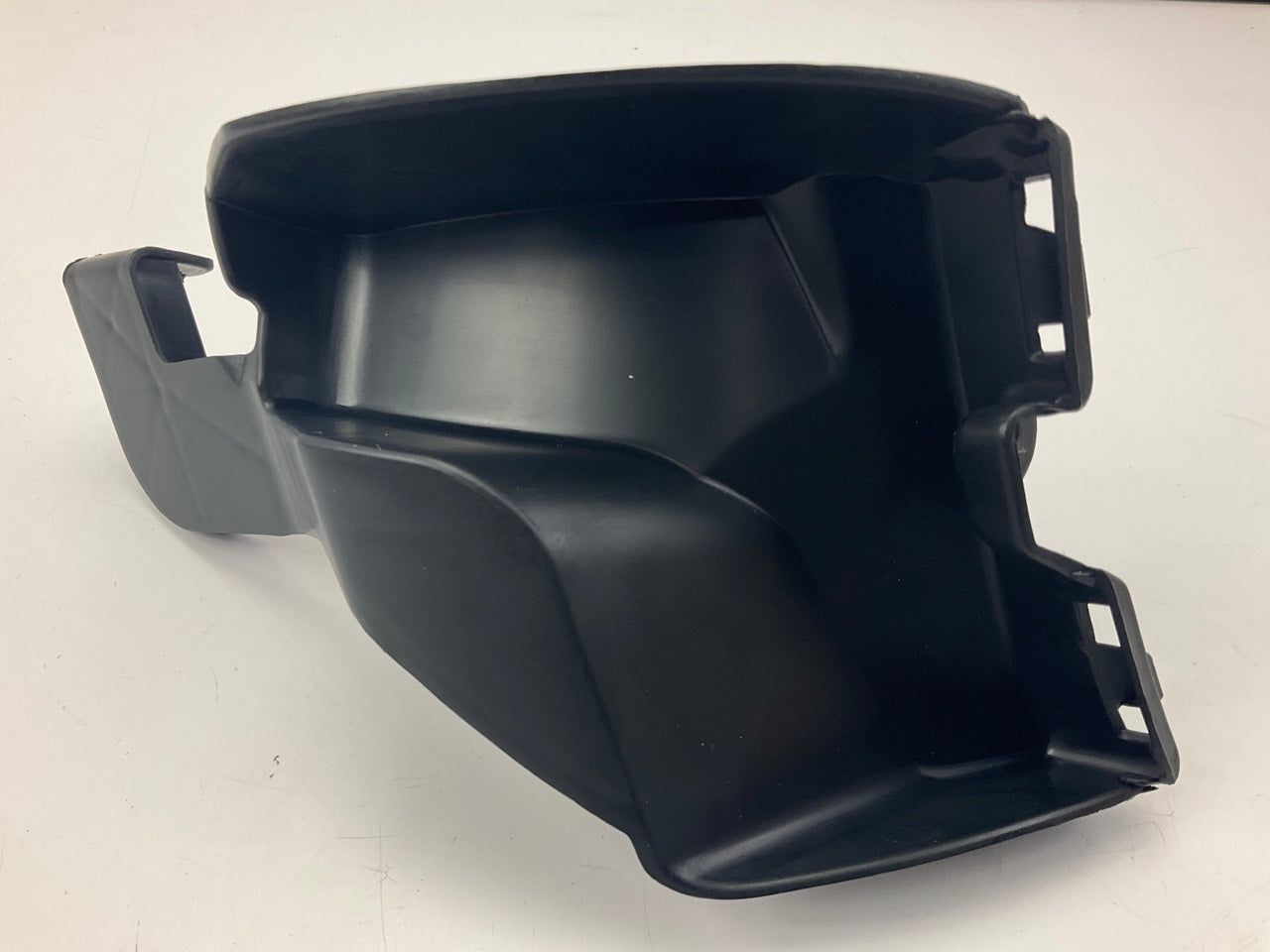 NEW - AFTERMARKET MB1088104 Front Left Drivers Side Bumper To Body Filler Panel