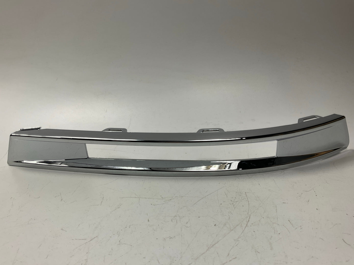 NEW AFTERMARKET Front Right Fog Light Lamp Moulding Trim 12-15 C63 AMG