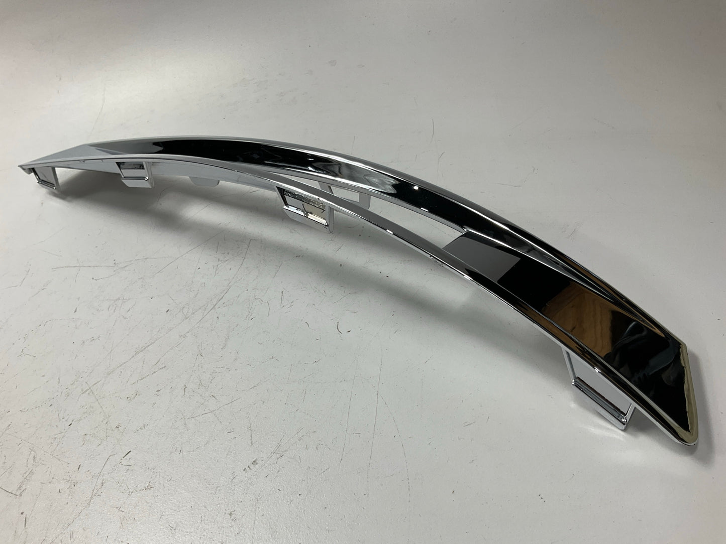 NEW AFTERMARKET Front Right Fog Light Lamp Moulding Trim 12-15 C63 AMG