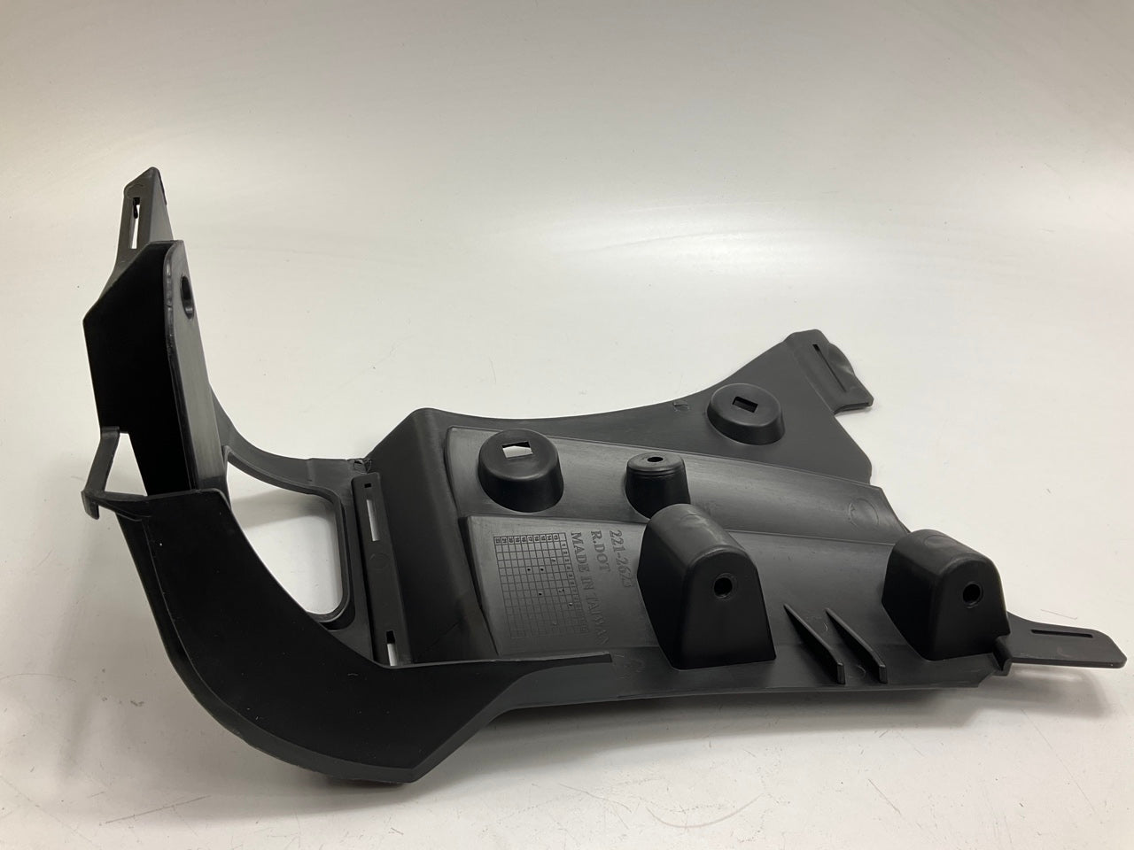 AFTERMARKET Front Right Bumper Cover Fascia 2011-13 Mercedes-benz S63 AMG