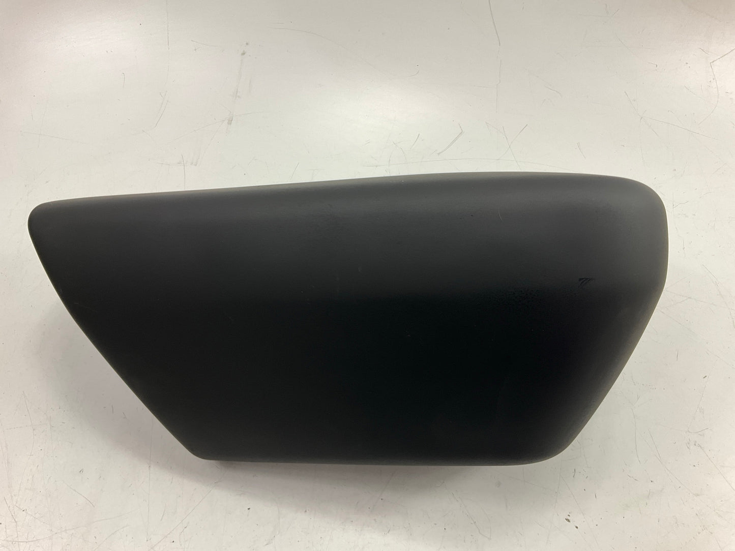 AFTERMARKET - MB1104107 Rear Left Outer Bumper End Cap