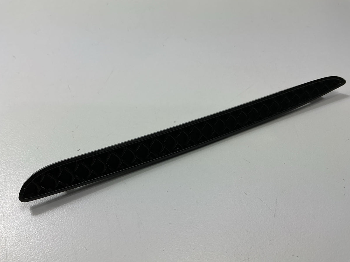 NEW AFTERMARKET MB1139101 Rear Right Bumper Insert