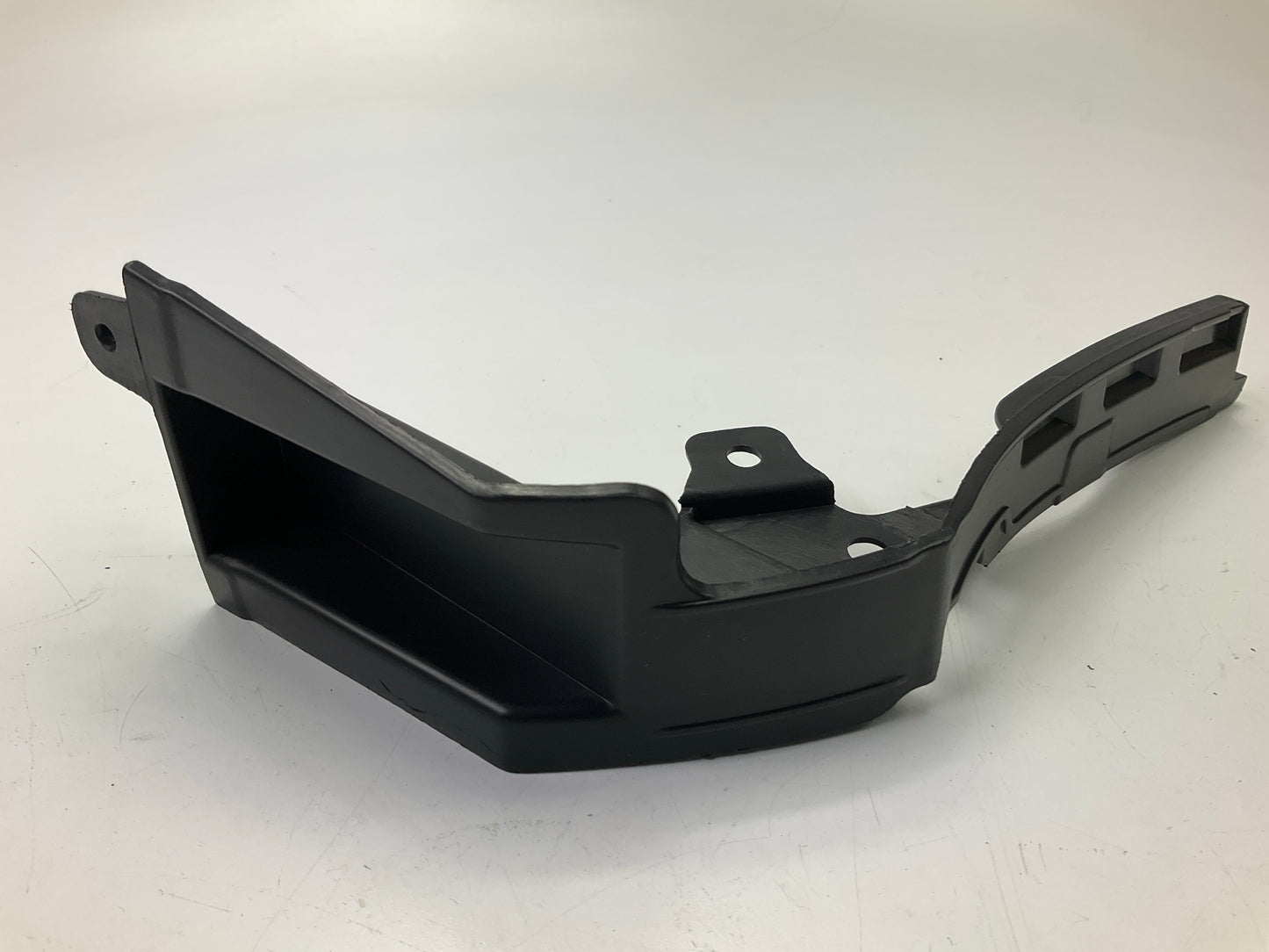 NEW AFTERMARKET - Bumper Trim For Mercedes-Benz C400 C300 Rear Passenger Side