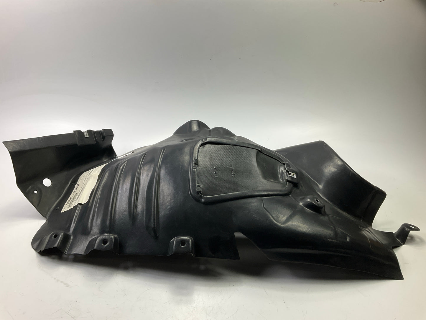 NEW Front Fender Liner Left Side For 2014-2017 Mercedes-Benz E550, 15-17 E400