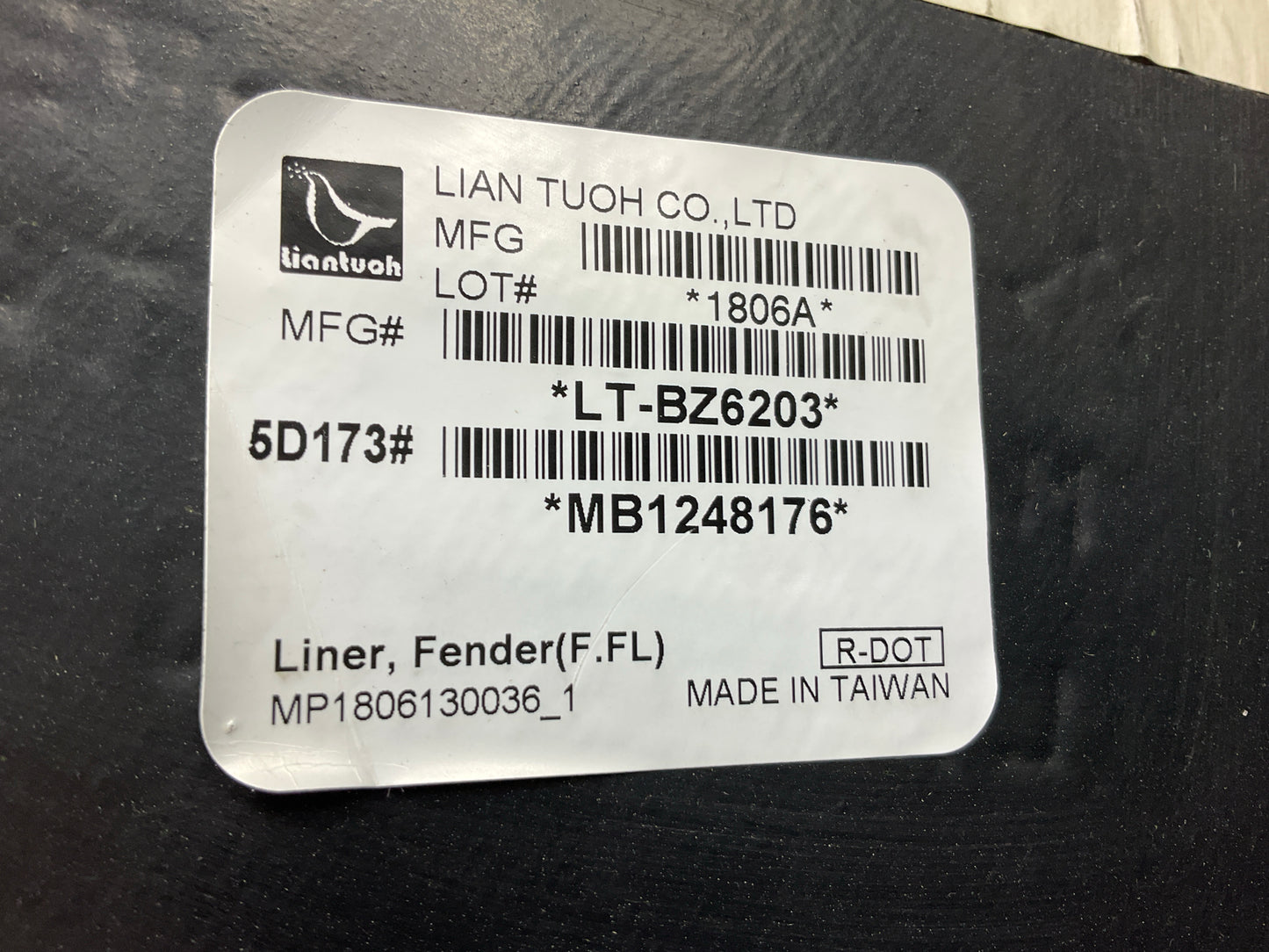 NEW Front Fender Liner Left Side For 2014-2017 Mercedes-Benz E550, 15-17 E400