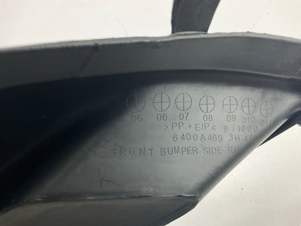 NEW AFTERMARKET Front Right Lower Bumper End Cap For 2007-09 Outlander
