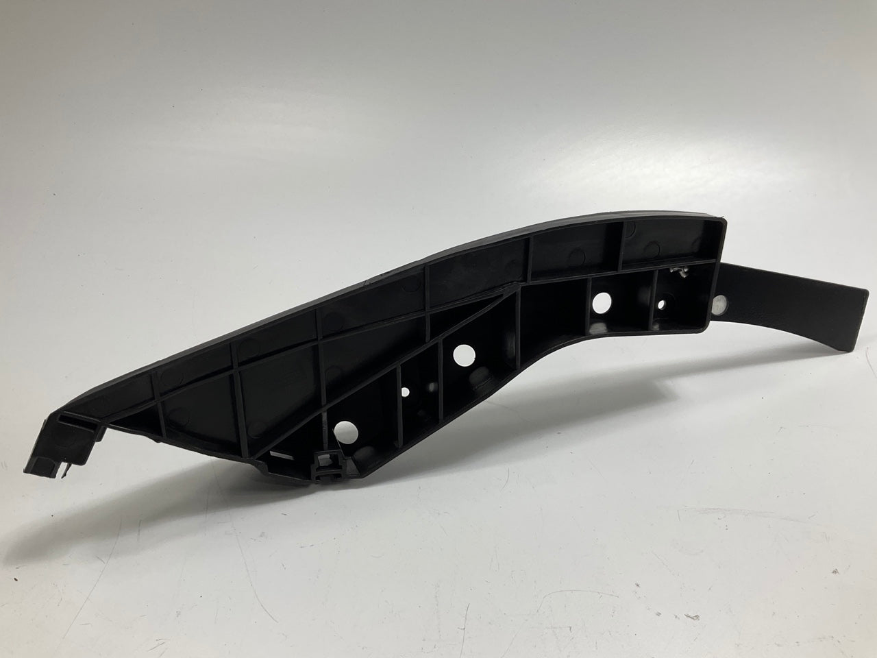 NEW AFTERMARKET NI1043111 Front Right Bumper Bracket For 2009-2014 Nissan Maxima