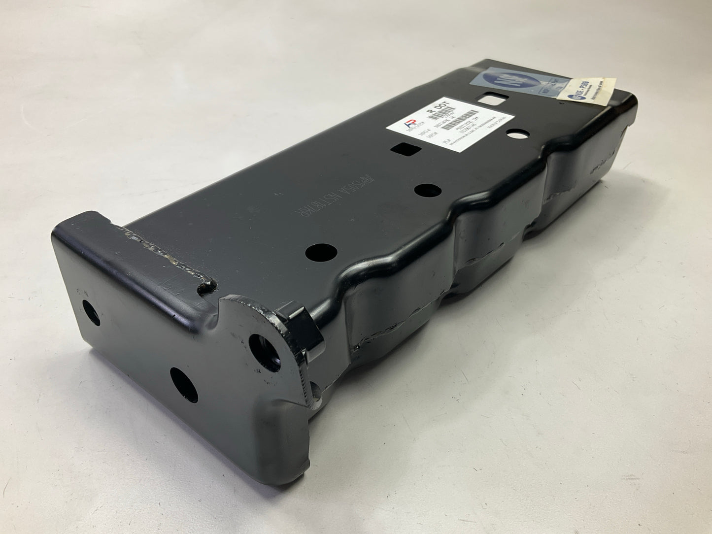 NEW AFTERMARKET - Front Right Bumper Bracket For 2008-12 Nissan Pathfinder