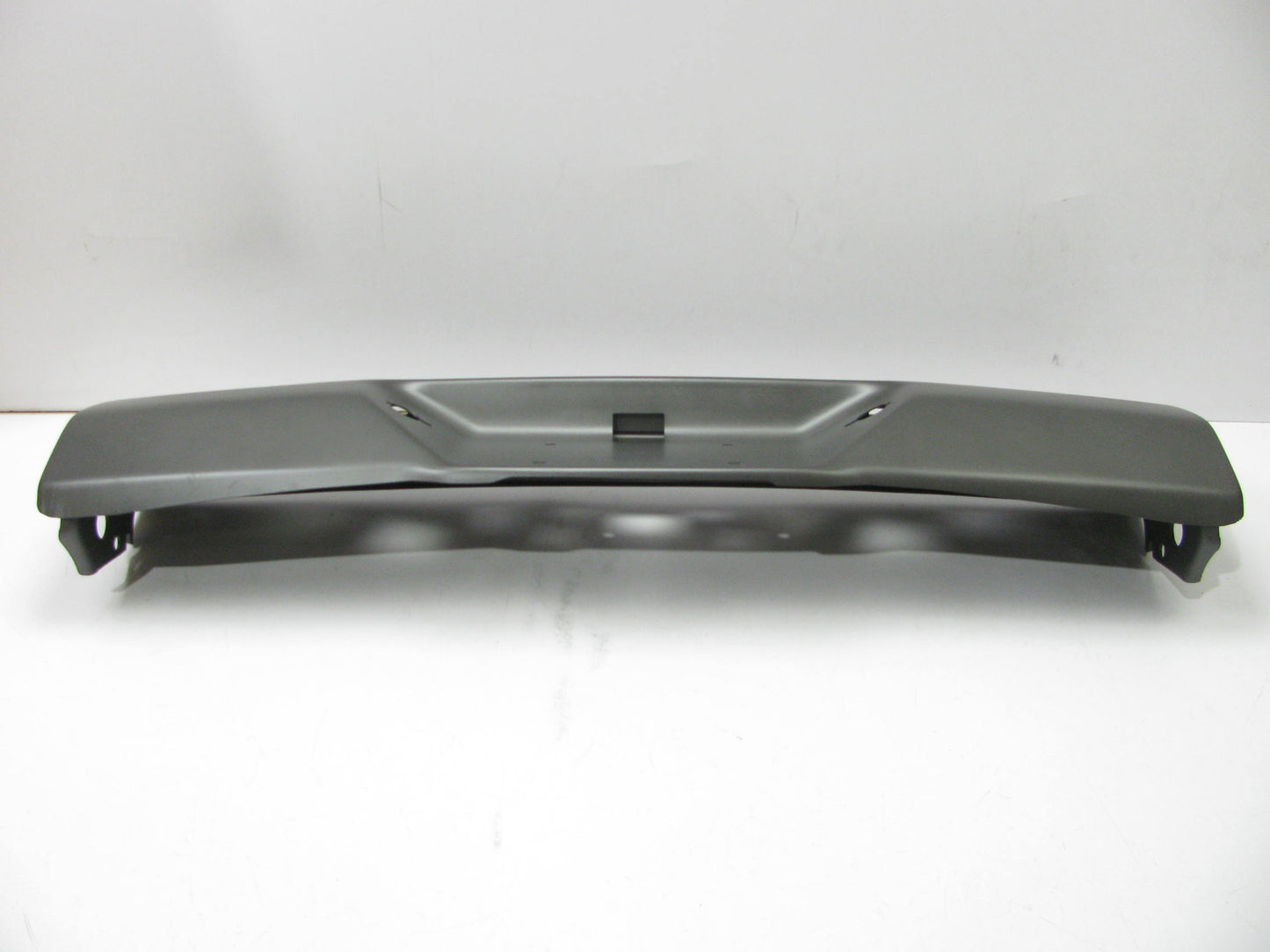 NEW AFTERMARKET -  NI1102137 REAR Bumper Face Bar For 2000-2004 Nissan Xterra