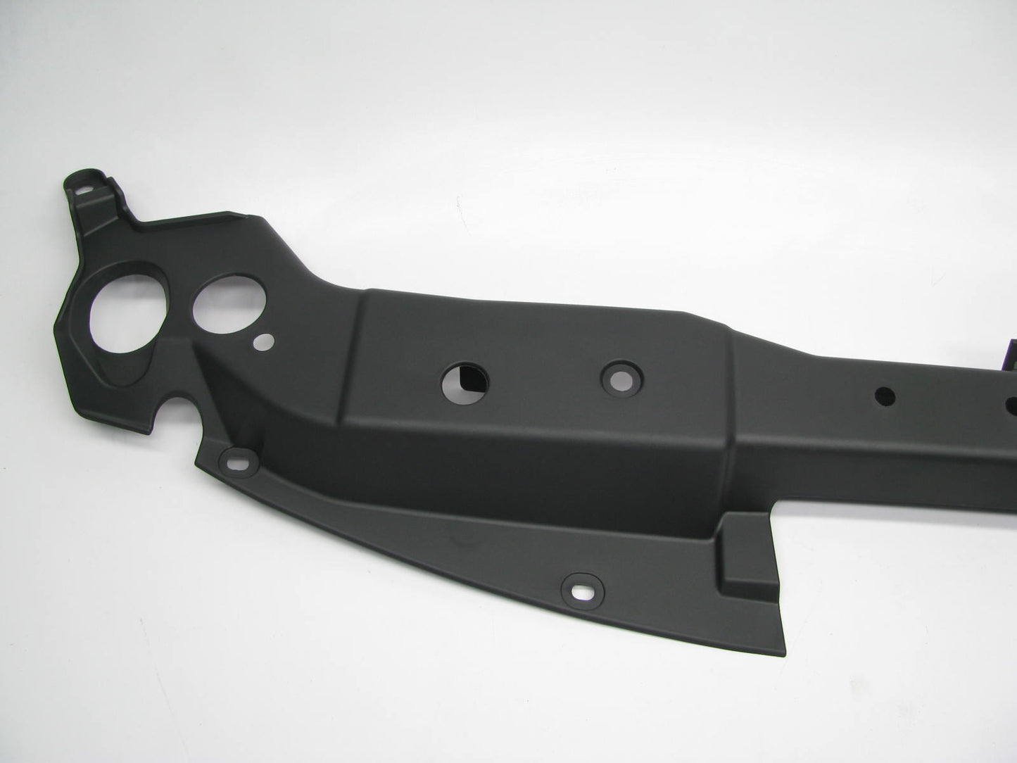 Radiator Support Upper Cover NI1200226 For 2007-2012 Nissan Versa
