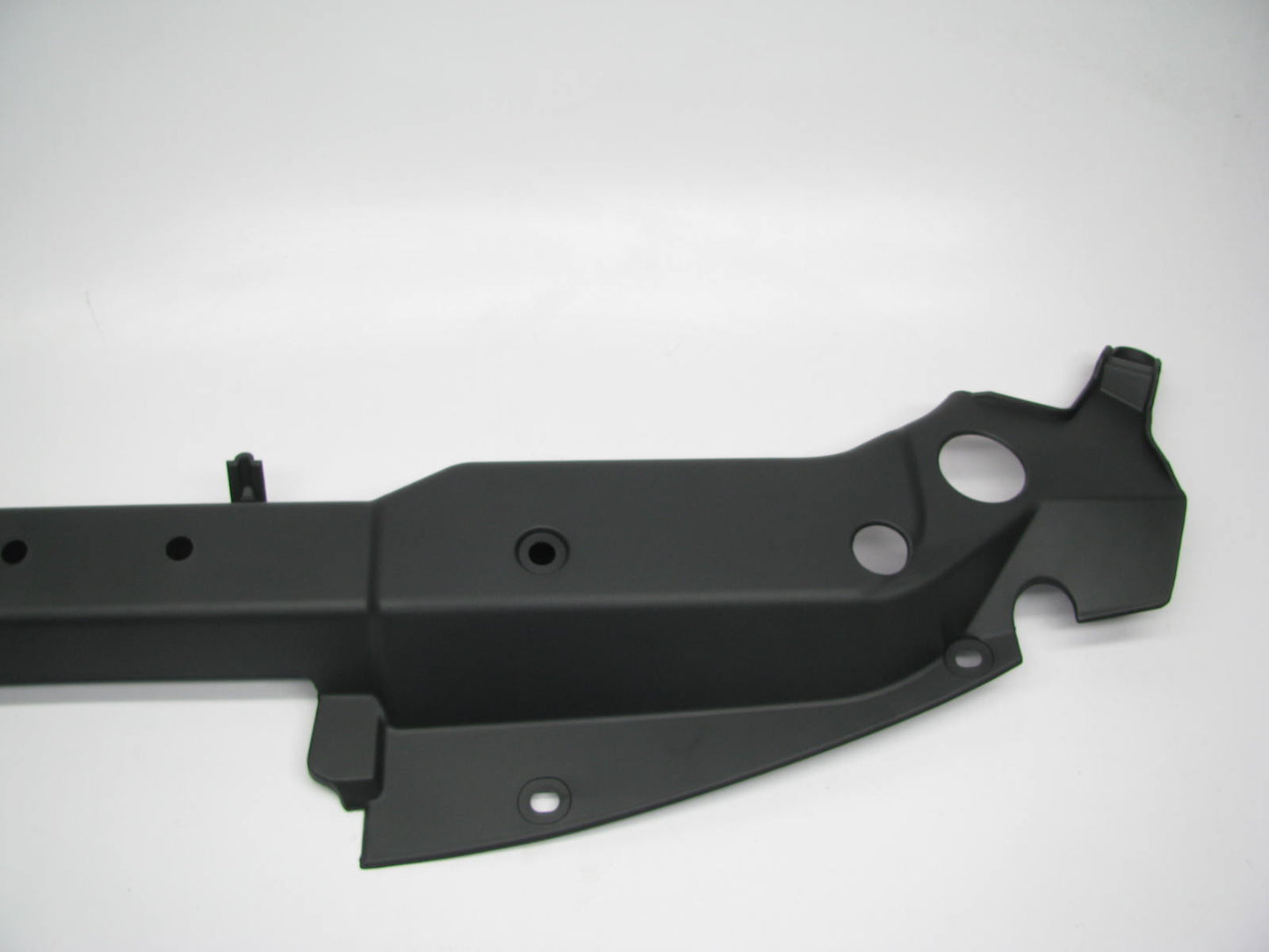 Radiator Support Upper Cover NI1200226 For 2007-2012 Nissan Versa