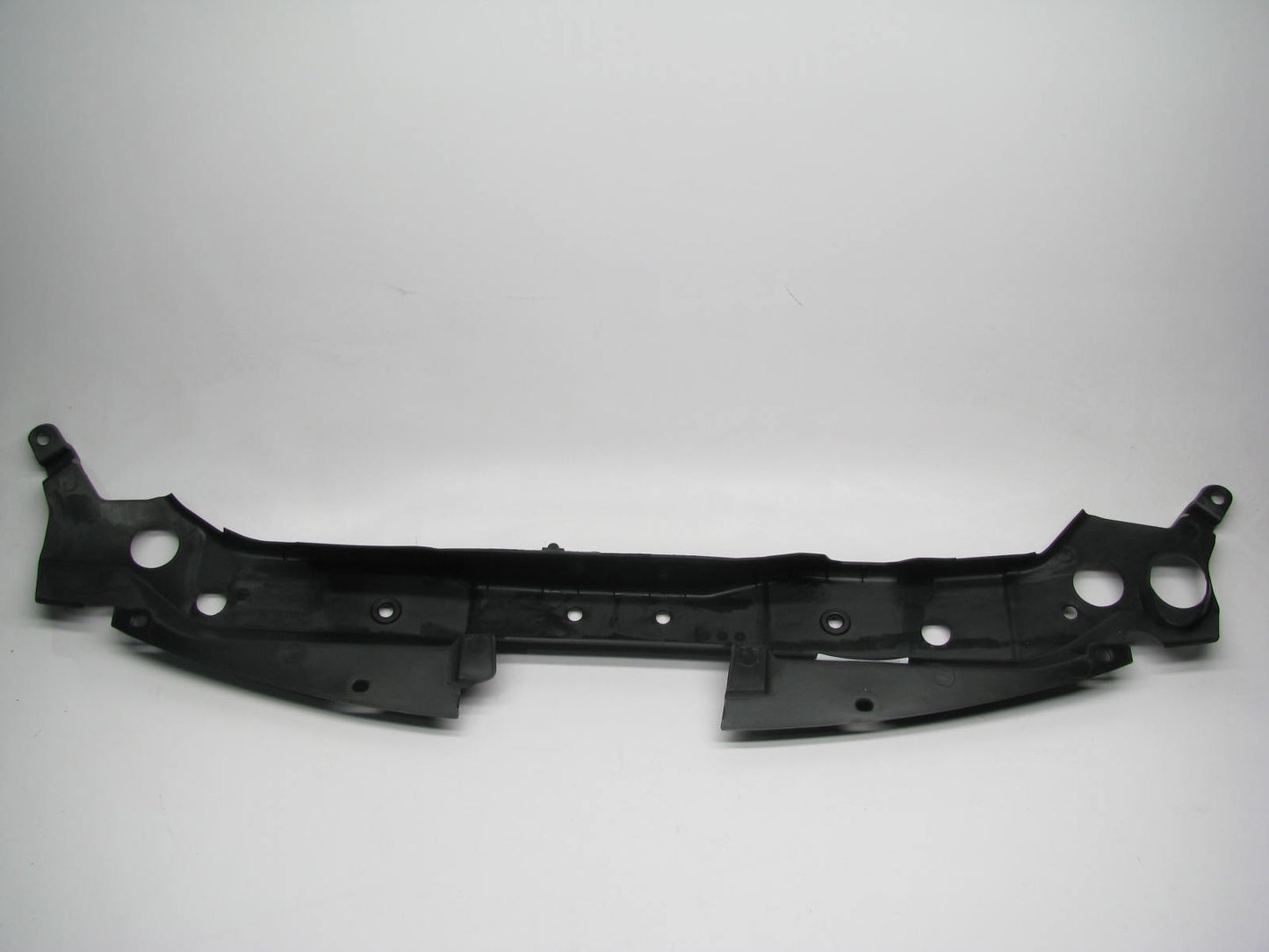 Radiator Support Upper Cover NI1200226 For 2007-2012 Nissan Versa