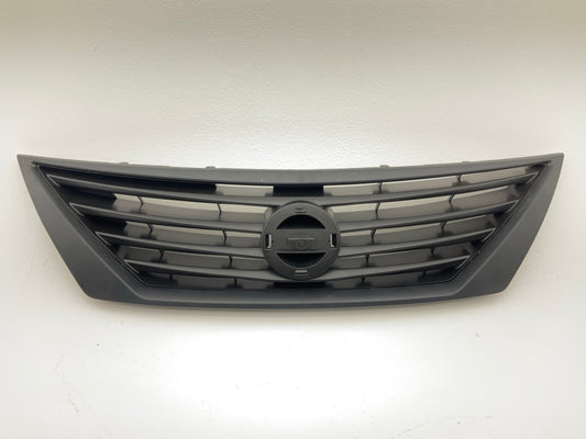 NEW AFTERMARKET NI1200246 Front End Grille For 2012-2014 Nissan Versa
