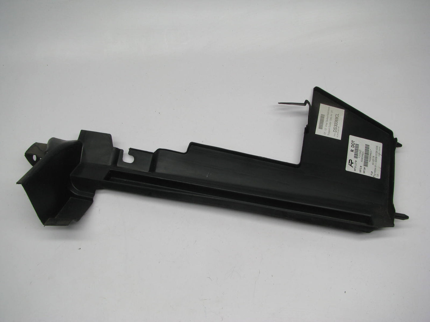 Driver Side Radiator Support Side Panel NI1225178 For 2007-2012 Nissan Versa