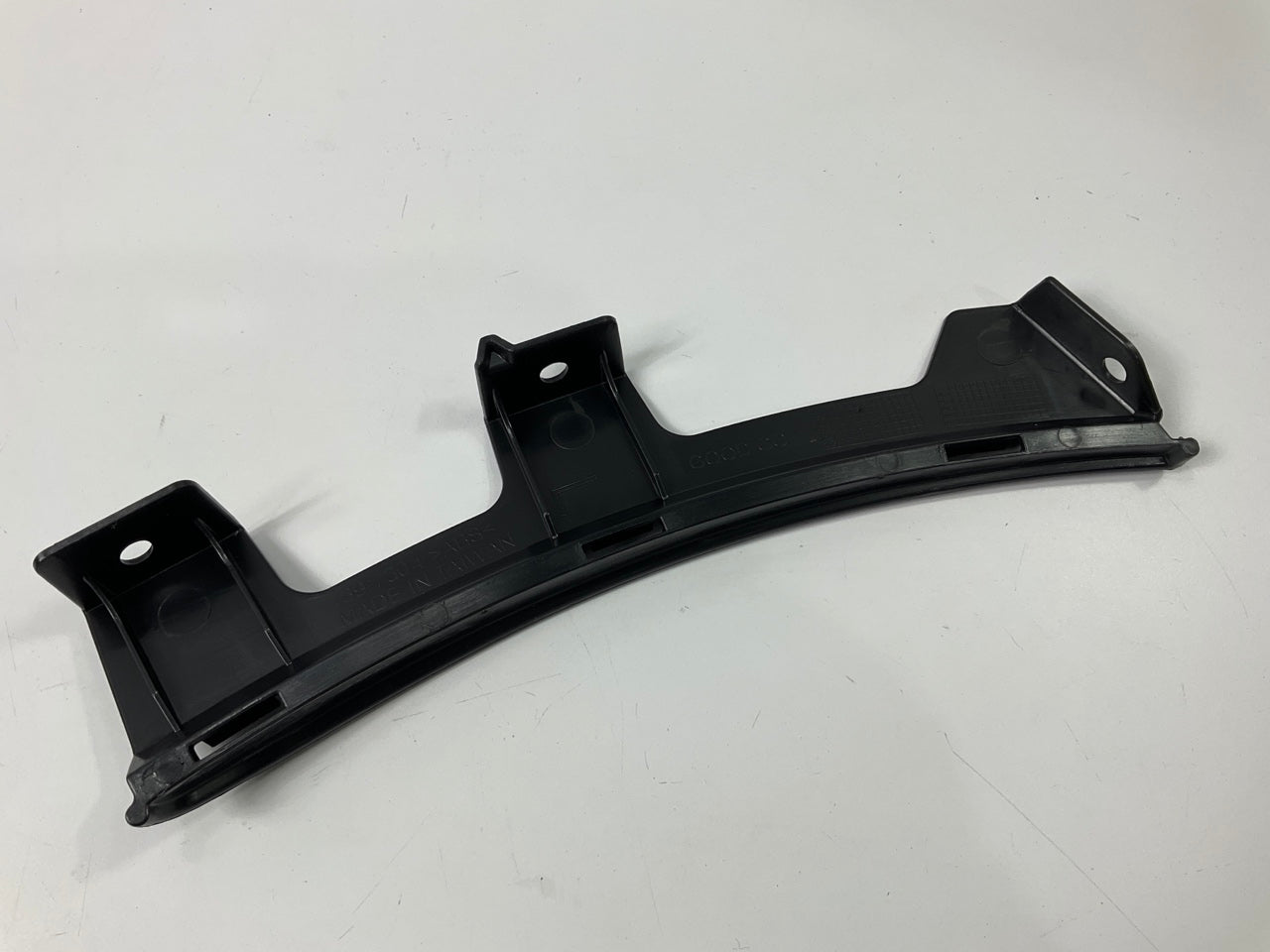 NEW AFTERMARKET Rear Left Bumper Filler Trim For 2015-2018 Porshe Macan