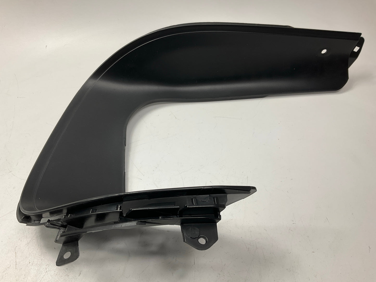AFTERMARKET - Rear Right Bumper Trim - Textured Black For 11-14 Porsche Cayenne