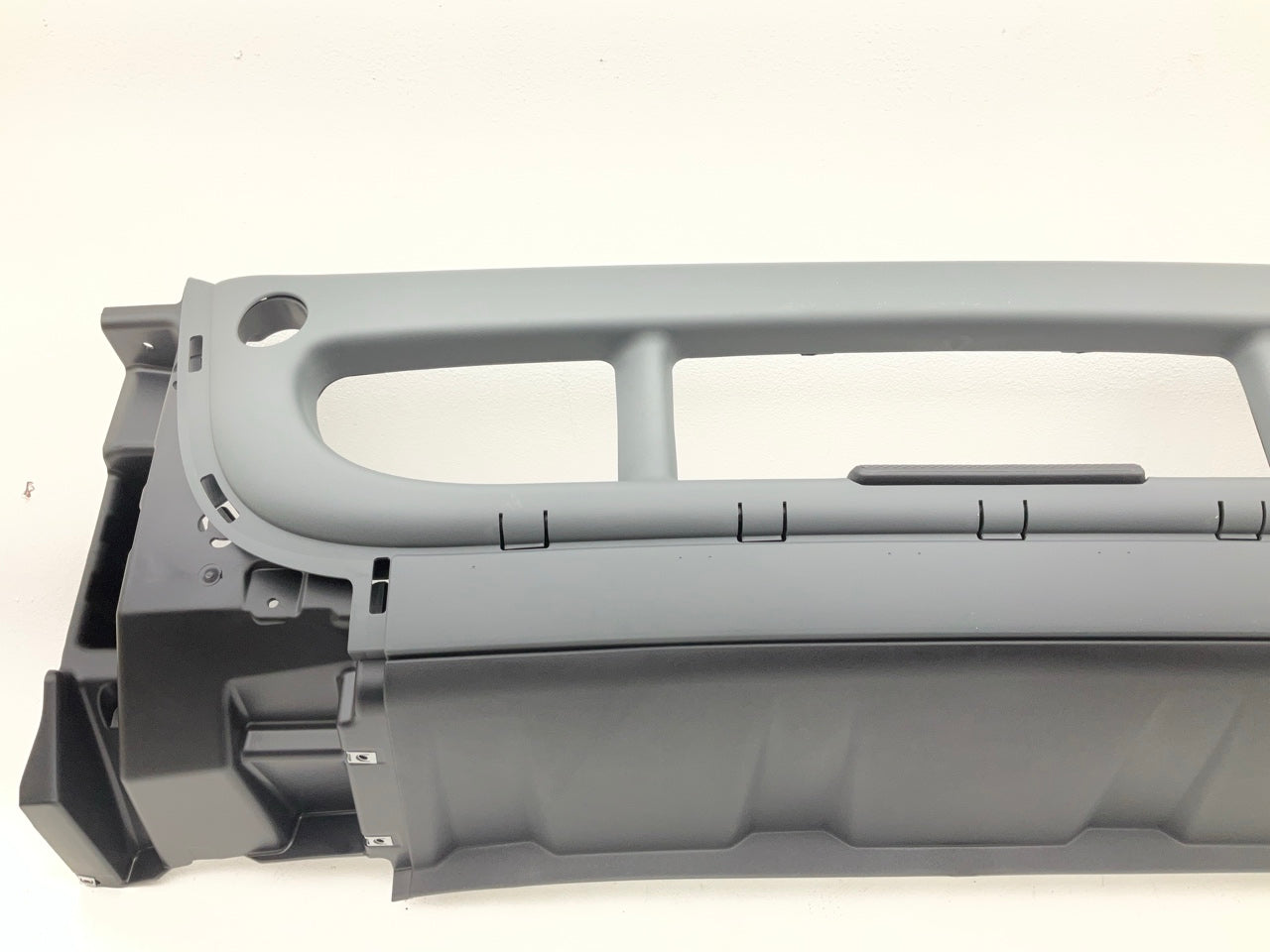 NEW RF010100013-HD Front Bumper 2008-2016 Freightliner Cascadia W/ Tow Hook Hole