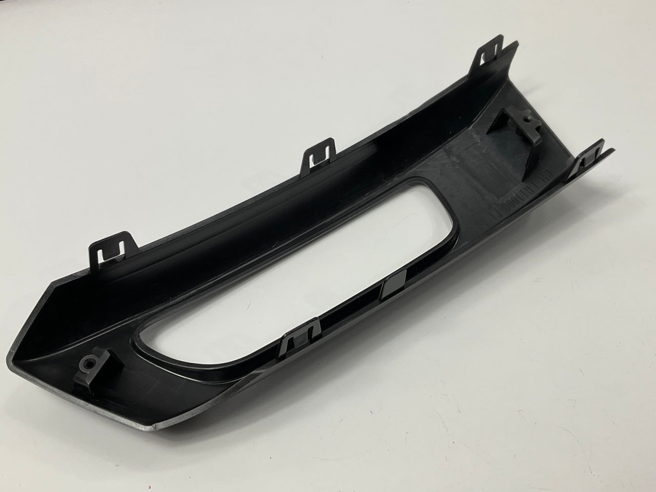 NEW - AFTERMARKET RO1039103 Fog Lamp Bezel Cover Front Lower Right
