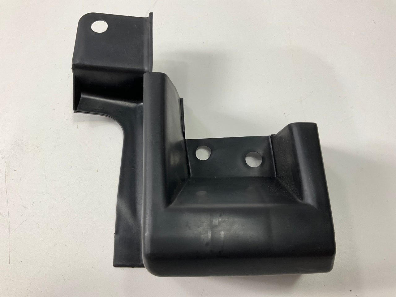 Rear Bumper Left Drivers Side Bracket  For 2003-2012 Land Rover Range Rover