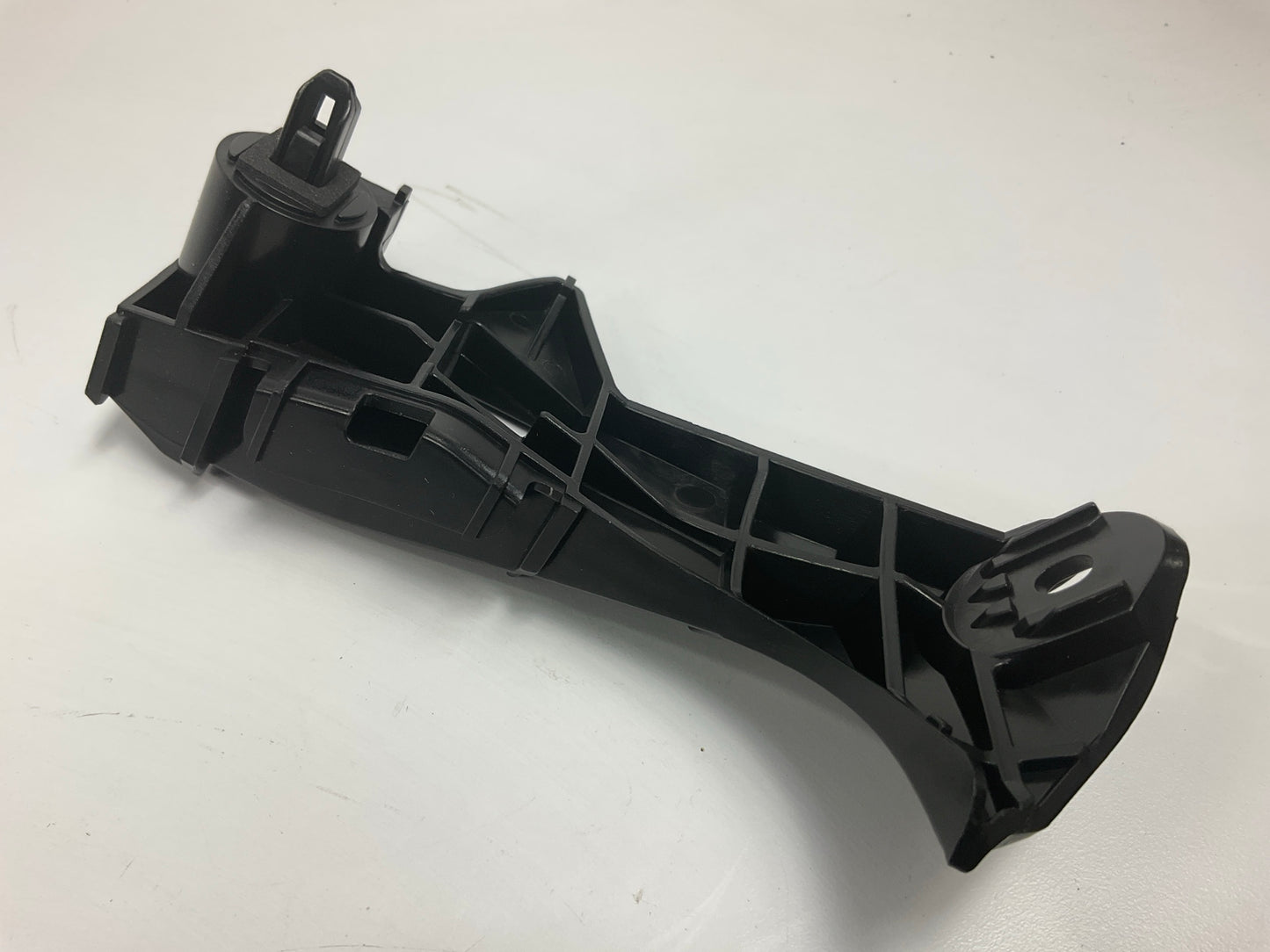 NEW AFTERMARKET Rear Right Passenger Side  Bumper Bracket For 2008-2010 Scion Xb