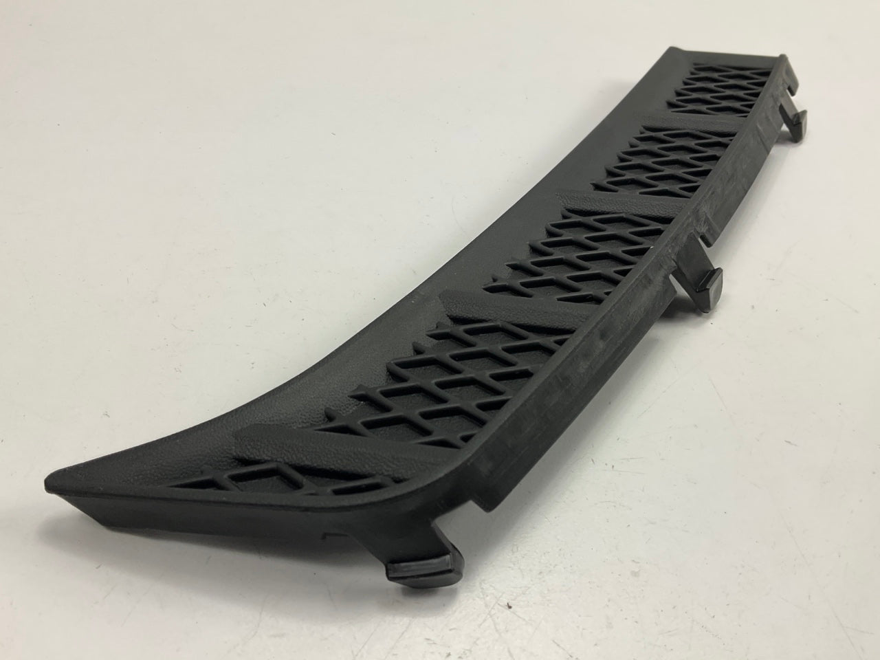 AFTERMARKET Front Passenger Side Bumper Cover Filler For 14-18 Forester