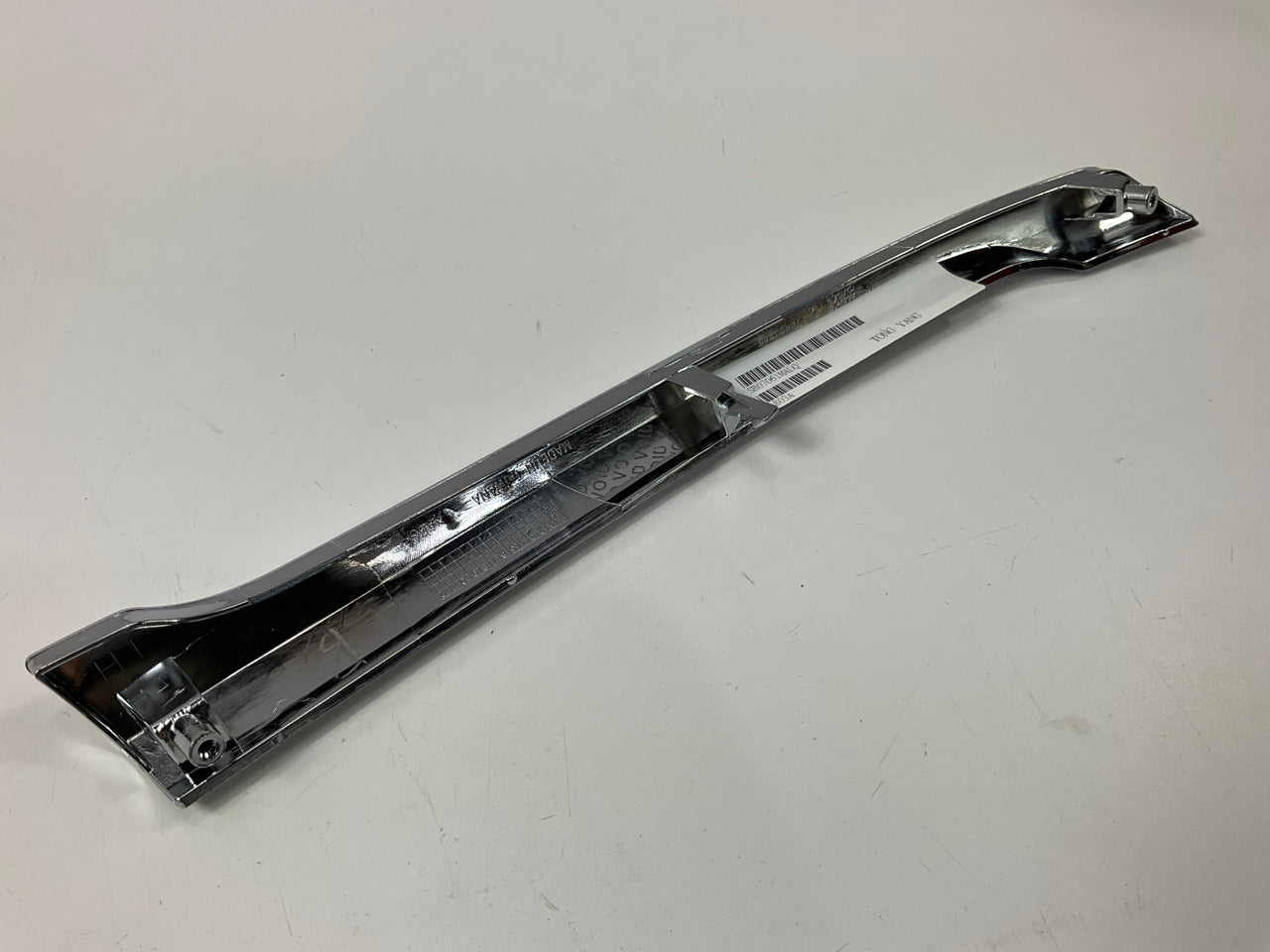 NEW - AFTERMARKET SU1212102 Left Grille Moulding For 2015-2016 Subaru Impreza