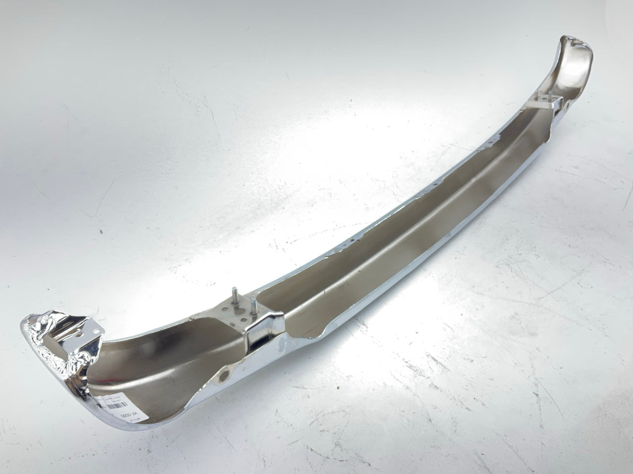NEW AFTERMARKET Bumper Trim For 1998-2000 Toyota Tacoma 2WD ONLY Front Center
