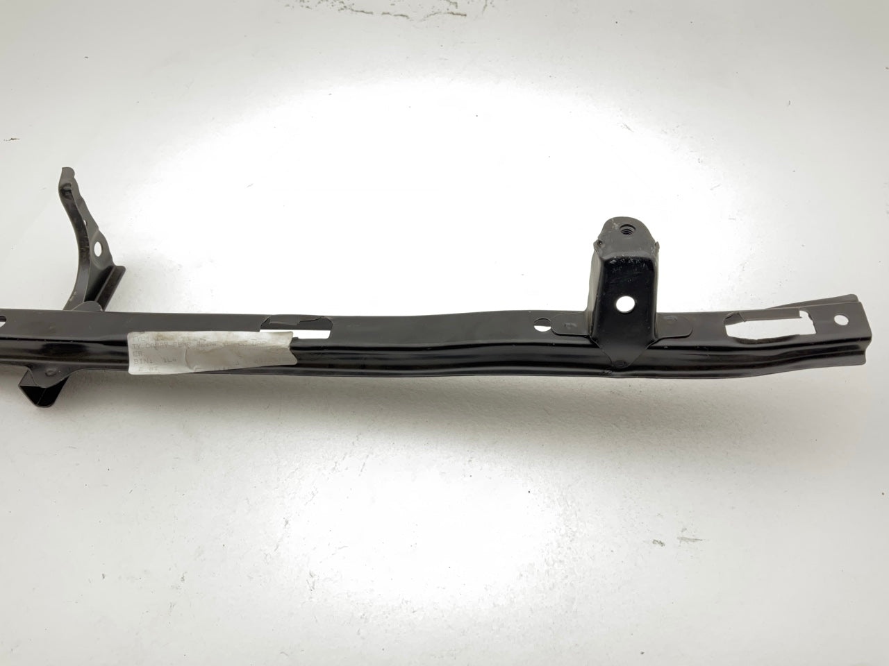NEW AFTERMARKET Front Upper Face Bar Bumper Bracket For 2002-2006 Camry